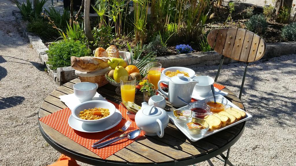 Hotel Le Synaya Sanary-sur-Mer Eksteriør bilde